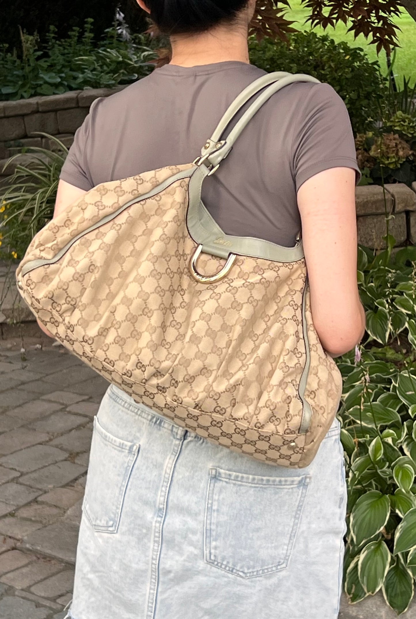 Gucci GG Canvas Abbey D-Ring Shoulder Bag Hobo Tote - Pistachio Green