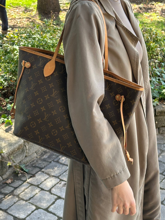 Louis Vuitton Monogram Neverfull MM Tote