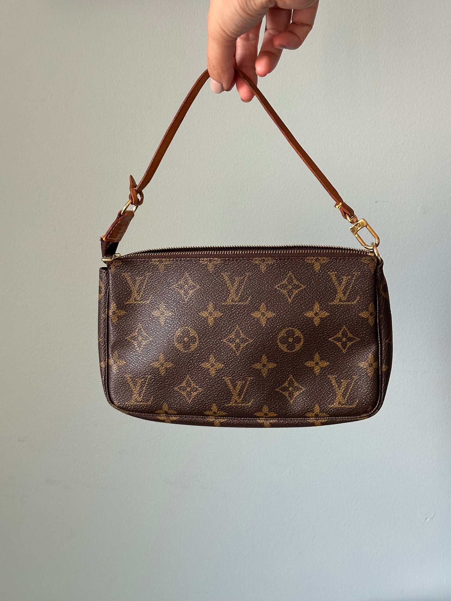 Louis Vuitton Monogram Pochette Accessoires