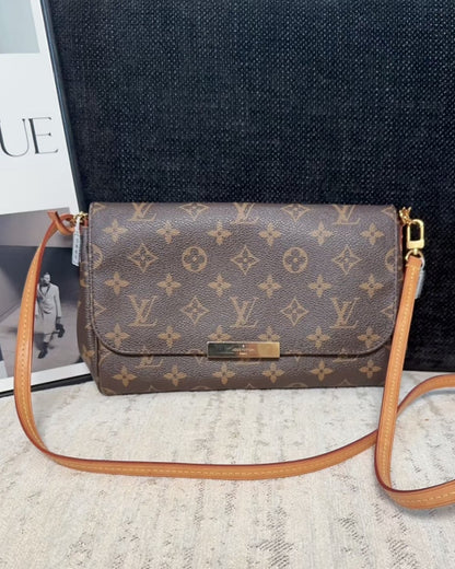 PRE-ORDER Louis Vuitton Monogram Favorite MM Shoulder Crossbody Bag