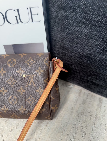 PRE-ORDER Louis Vuitton Monogram Favorite MM Shoulder Crossbody Bag