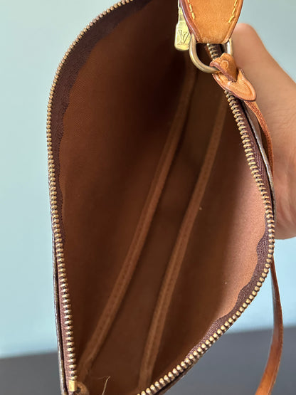 Louis Vuitton Monogram Pochette Accessoires