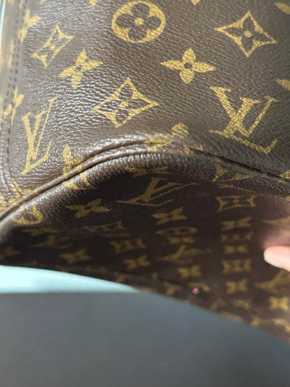 Louis Vuitton Monogram Neverfull MM Tote