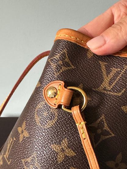 Louis Vuitton Monogram Neverfull MM Tote