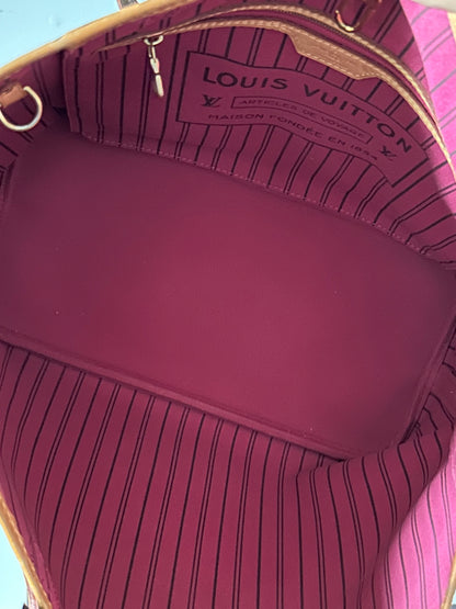 Louis Vuitton Monogram Neverfull MM Tote