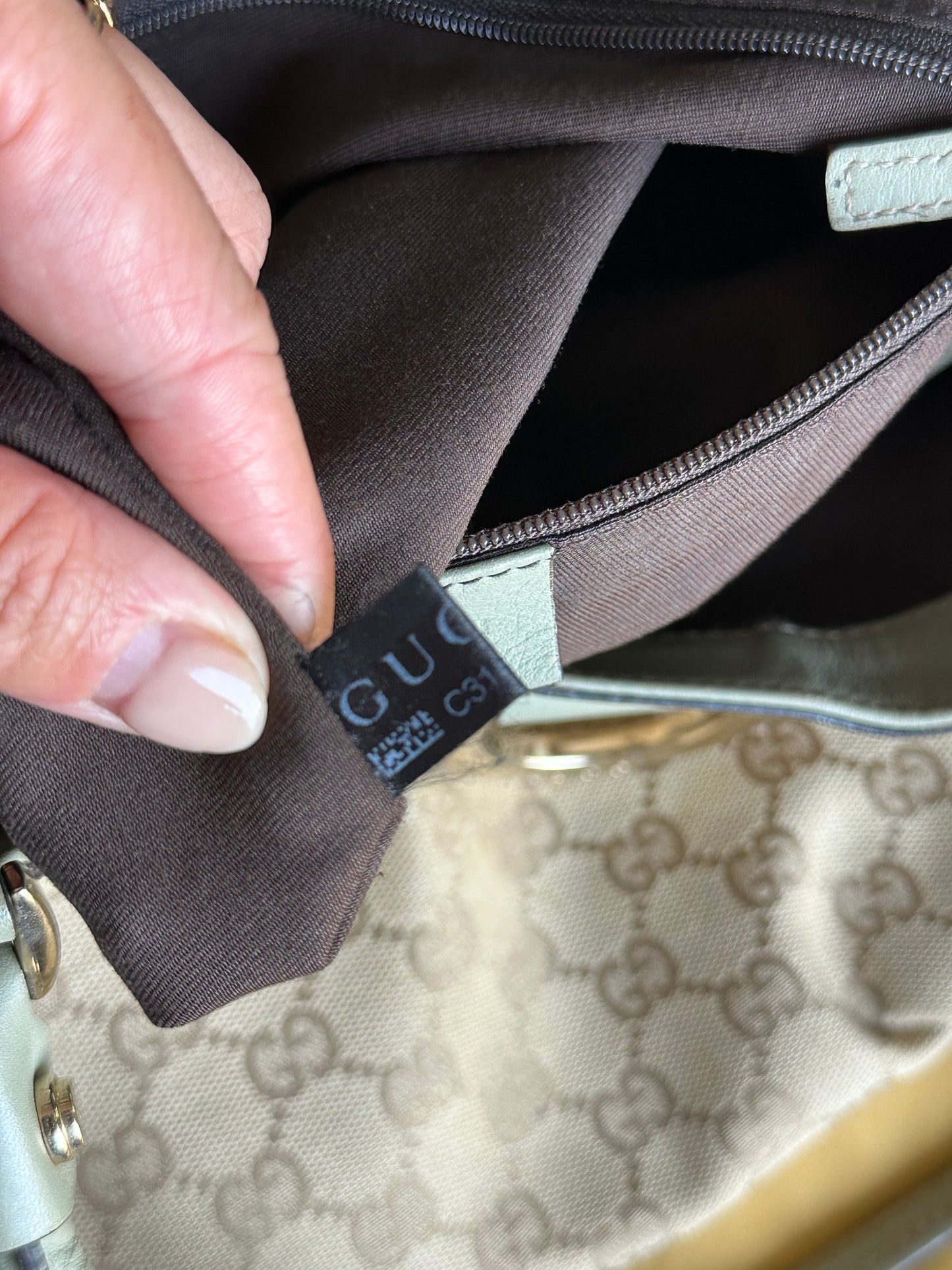 Gucci GG Canvas Abbey D-Ring Shoulder Bag Hobo Tote - Pistachio Green